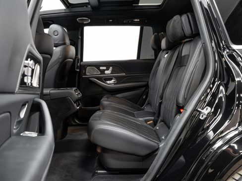 Used 2022 Mercedes-Benz GLS 63 AMG 4MATIC image 38