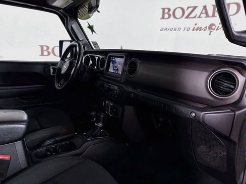 Used 2018 Jeep Wrangler Unlimited Sport S AWD/4WD image 30