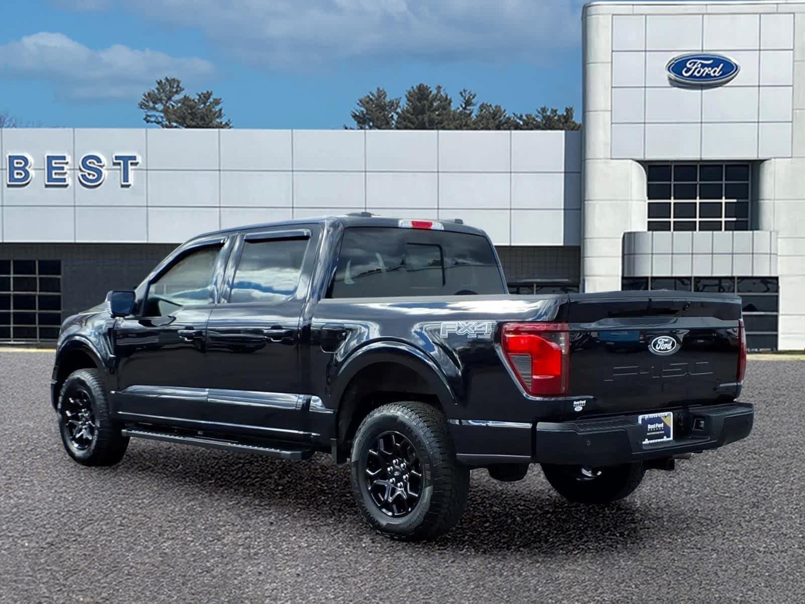 Used 2025 Ford F150 XLT w/ Equipment Group 302A MID AWD/4WD image 5