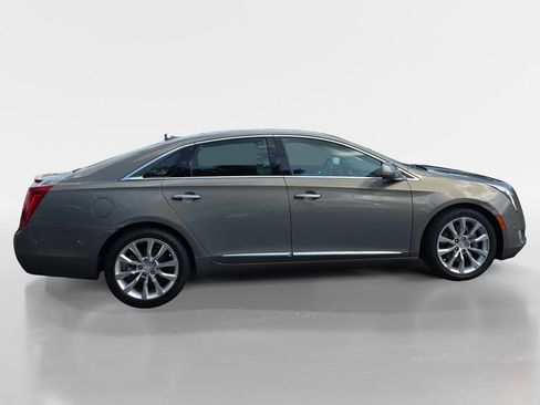 Used 2017 Cadillac XTS Luxury w/ Driver Awareness Package FWD image 3