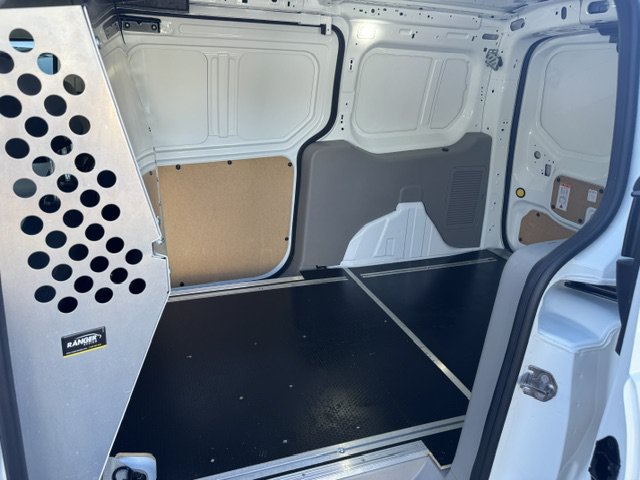 Used 2022 Ford Transit Connect XLT FWD image 5