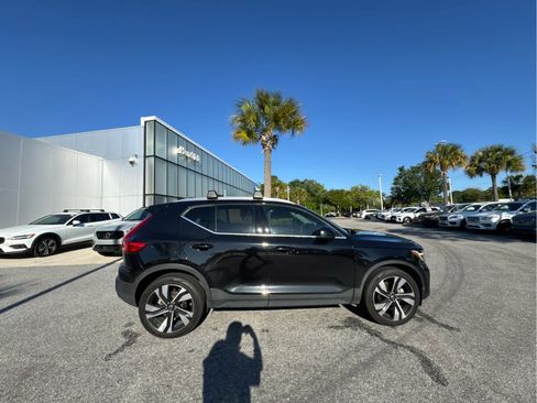 Used 2023 Volvo XC40 B5 Plus w/ Protection Package Premier image 20