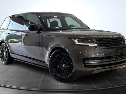 New 2025 Land Rover Range Rover Long Wheelbase SE