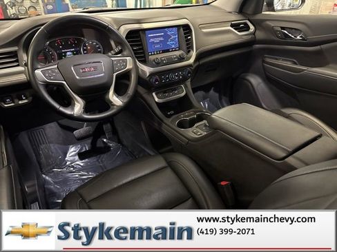 Used 2023 GMC Acadia SLT image 6