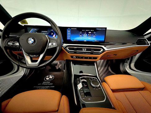 Used 2024 BMW 330i xDrive Sedan w/ Premium Package AWD/4WD image 12