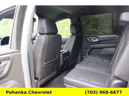 Certified 2024 Chevrolet Suburban Z71 w/ Luxury Package AWD/4WD image 21