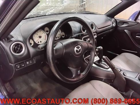 Used 2003 MAZDA MX-5 Miata image 11