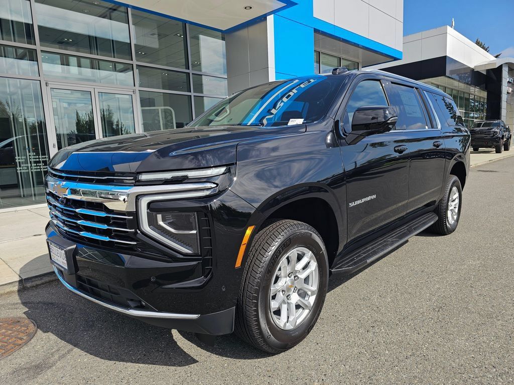New 2026 Chevrolet Suburban LT w/ Comfort Package AWD/4WD image 3