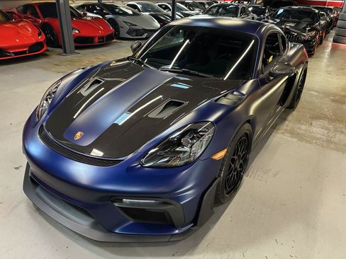 Used 2025 Porsche 718 Cayman GT4 RS RWD image 19
