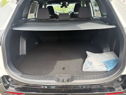 Used 2025 Toyota RAV4 SE AWD/4WD image 17