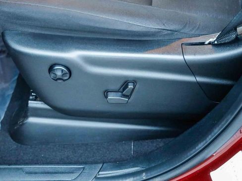 Certified 2024 Dodge Durango GT image 23