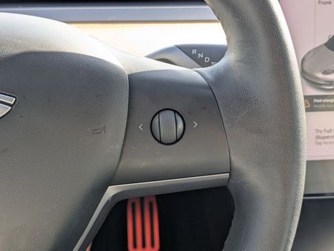 Used 2019 Tesla Model 3 Standard Range Plus image 21