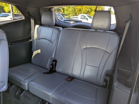 Used 2022 Buick Enclave Premium image 31