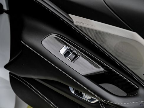 Used 2021 Chevrolet Corvette Stingray Premium Cpe w/ Z51 Performance Package RWD image 88