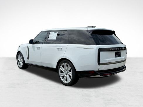 Used 2023 Land Rover Range Rover Long Wheelbase SE AWD/4WD image 3
