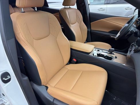 Used 2025 Lexus RX 350 Premium image 28