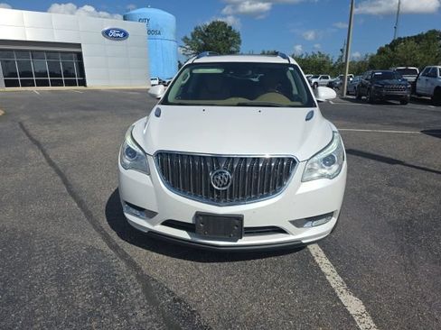 Used 2017 Buick Enclave Premium w/ Experience Buick Package FWD image 8