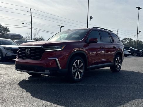 New 2025 Honda Pilot Touring image 9