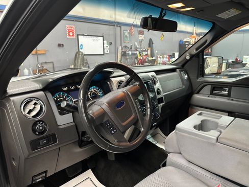 Used 2013 Ford F150 XLT w/ Mid Equipment Group image 13