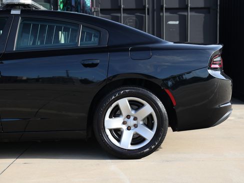 Used 2018 Dodge Charger Police w/ Fleet Safety Group RWD image 26