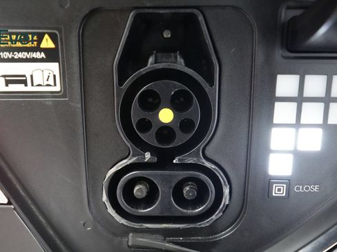 Used 2024 Hyundai Ioniq 5 SEL RWD image 10