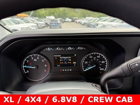 New 2026 Ford F250 XL w/ XL Chrome Package image 24