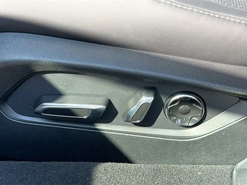 Used 2025 Acura TLX w/ Technology Package image 11