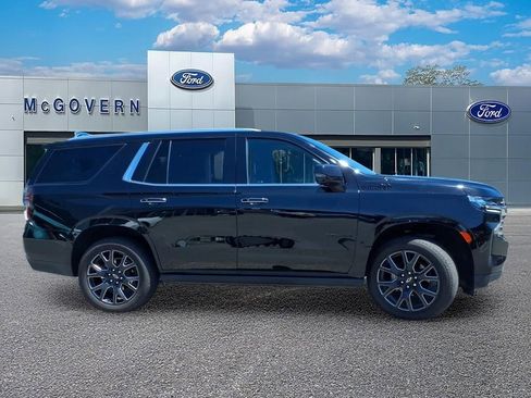Used 2024 Chevrolet Tahoe High Country AWD/4WD image 5