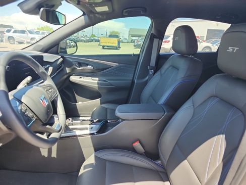Used 2025 Buick Envista Sport Touring w/ Convenience I Package image 15