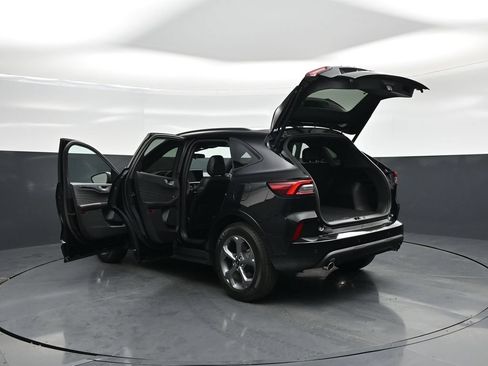 Used 2023 Ford Escape ST-Line w/ Tech Pack #1 FWD image 32