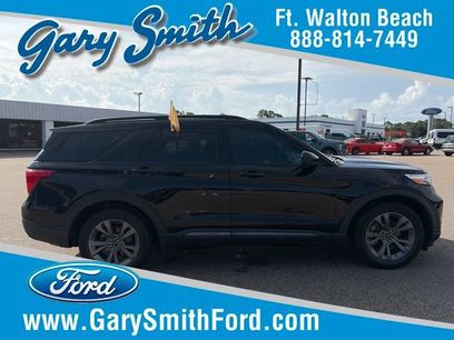 Certified 2022 Ford Explorer XLT w/ Equipment Group 202A