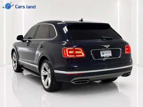 Used 2017 Bentley Bentayga AWD/4WD image 5