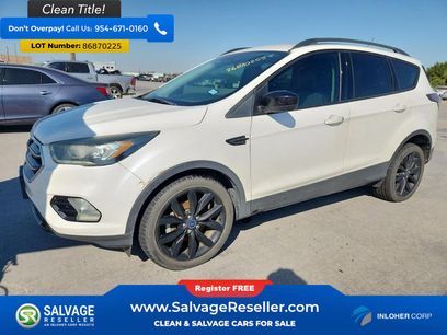 Used 2017 Ford Escape SE w/ Equipment Group 201A