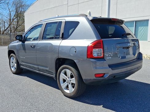 Used 2011 Jeep Compass 4WD image 7