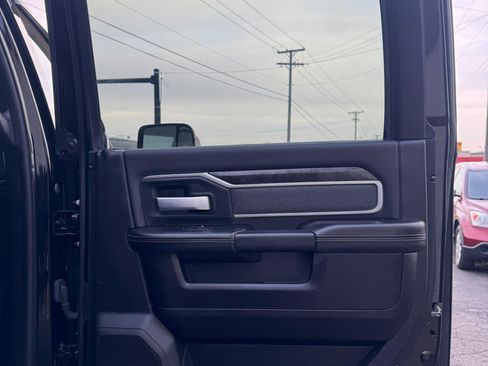 Used 2019 RAM 2500 Big Horn image 19