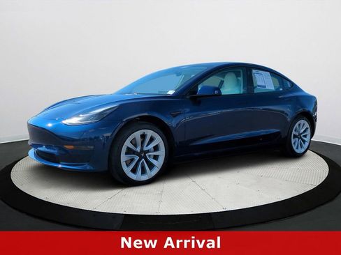 Used 2022 Tesla Model 3 Long Range image 1