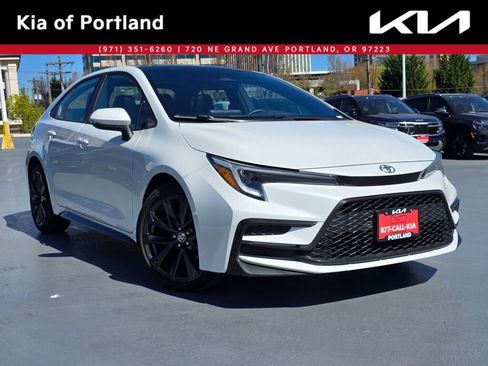 Used 2023 Toyota Corolla XSE FWD image 1
