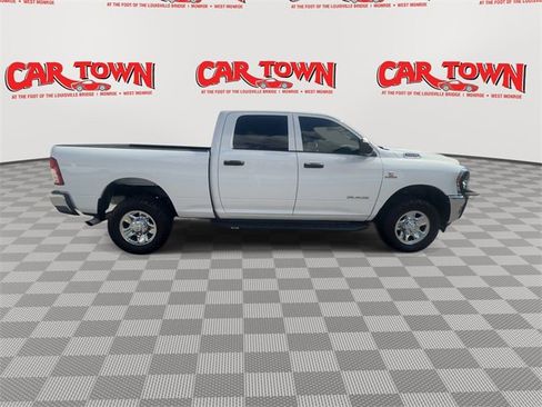 Used 2022 RAM 2500 Tradesman w/ Chrome Appearance Group image 9
