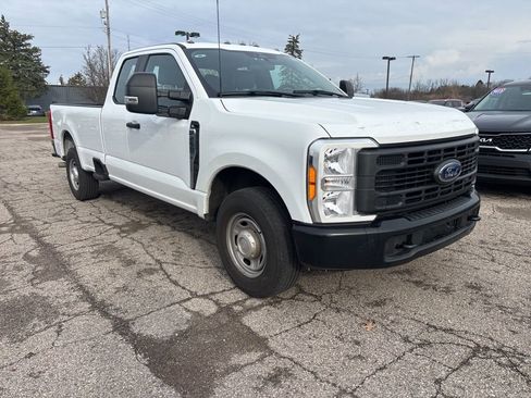 Used 2023 Ford F250 XL image 7