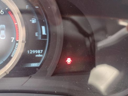 Used 2019 Lexus IS 300 image 17