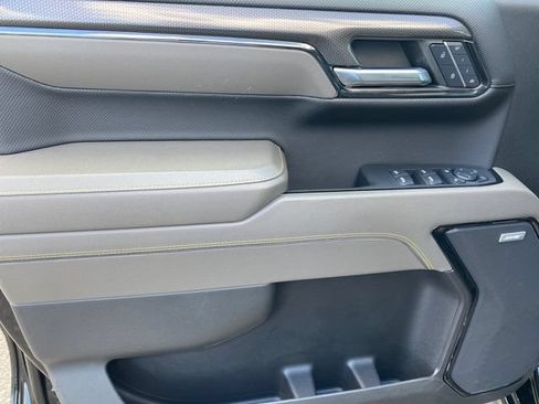 Certified 2024 Chevrolet Silverado 1500 ZR2 AWD/4WD image 17