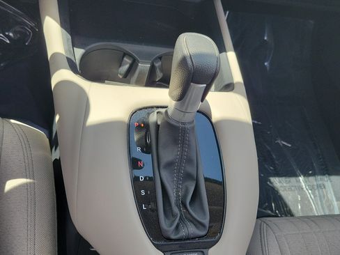 Used 2024 Honda HR-V LX image 25