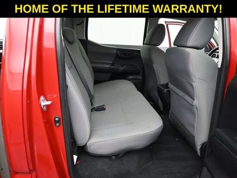 Used 2021 Toyota Tacoma SR AWD/4WD image 37