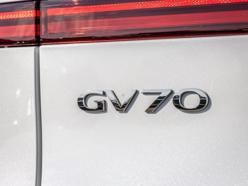 Used 2026 Genesis GV70 3.5T Sport Prestige AWD/4WD image 12