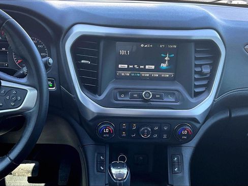 Used 2018 GMC Acadia SLE FWD image 6