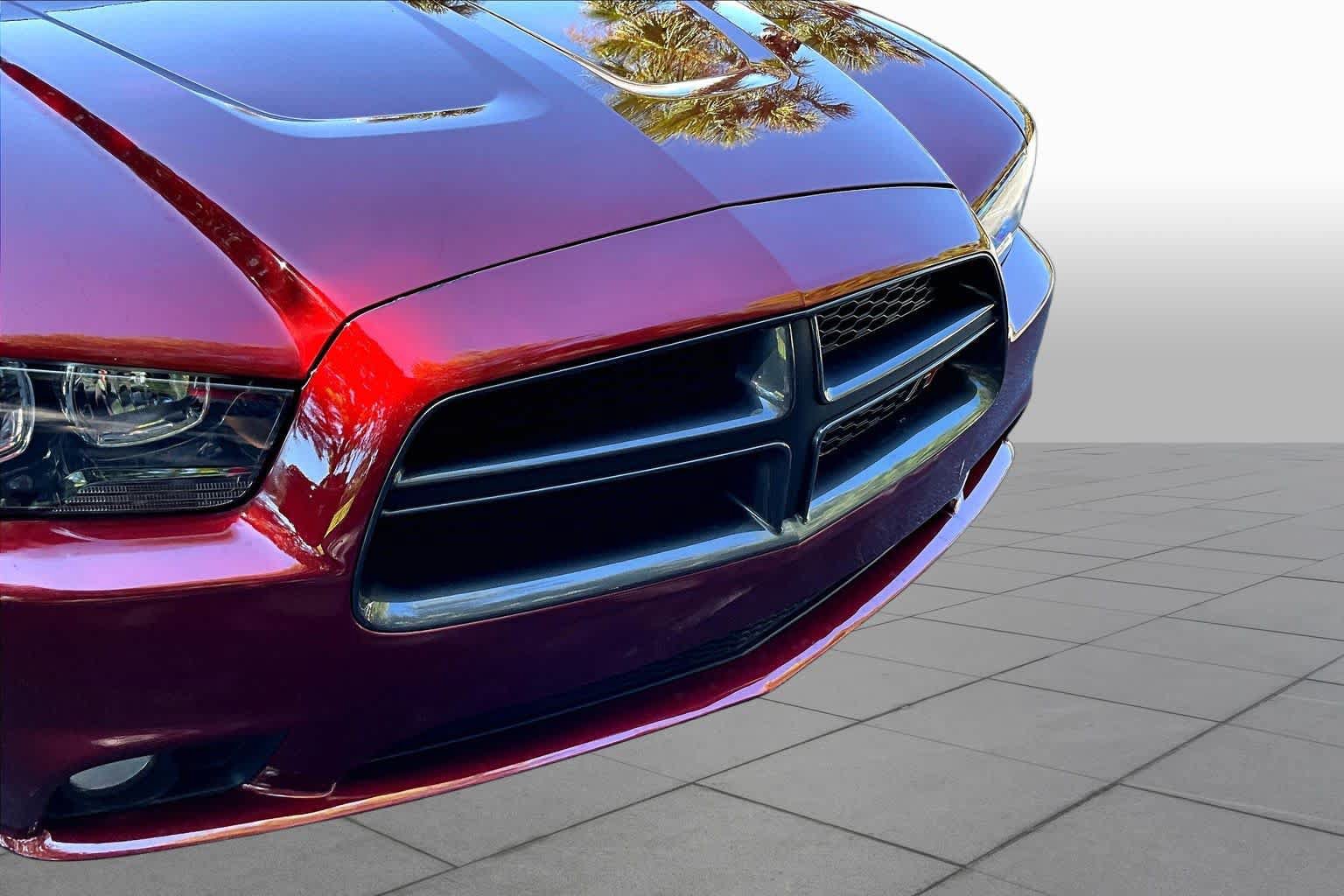 Used 2014 Dodge Charger R/T RWD image 30
