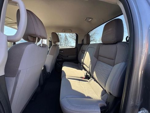 Certified 2024 Nissan Frontier SV w/ Technology Package image 11