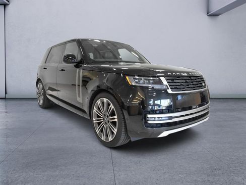 Used 2024 Land Rover Range Rover Long Wheelbase SE AWD/4WD image 7