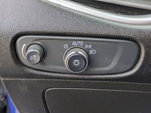 Used 2023 Chevrolet Malibu LT image 23