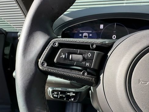 Used 2025 Porsche Macan Electric image 17